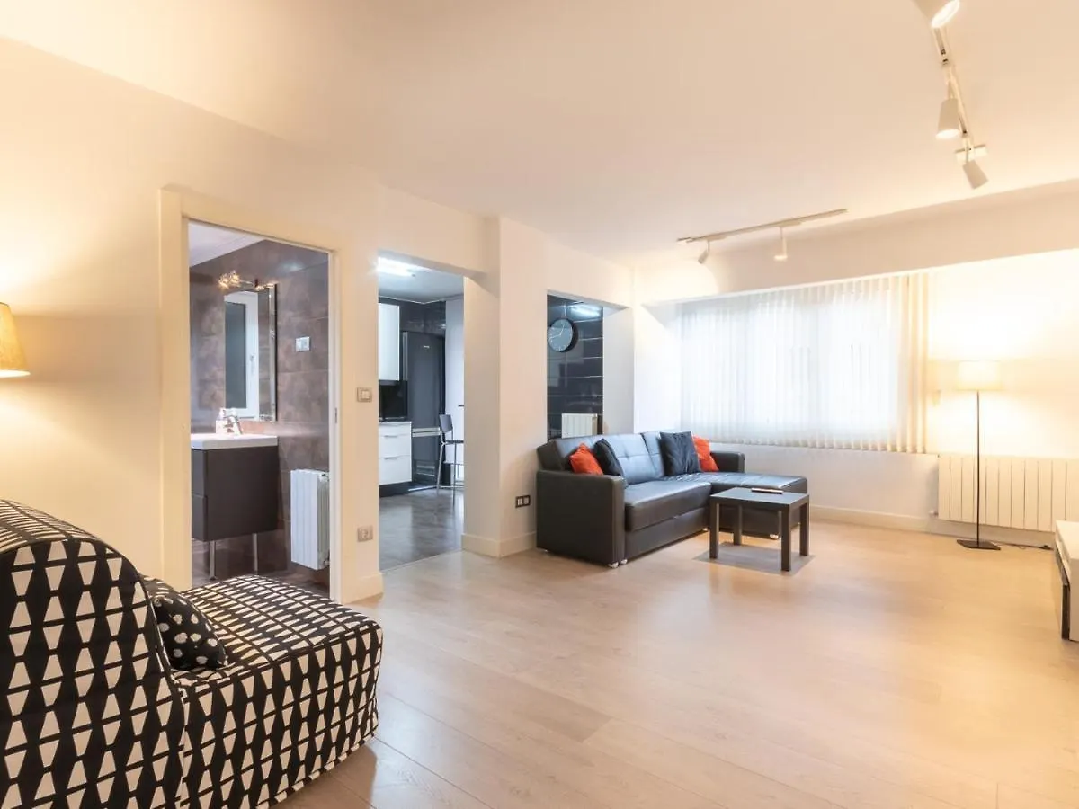 Bilbao Sarriko - Deusto By Aston Rentals España